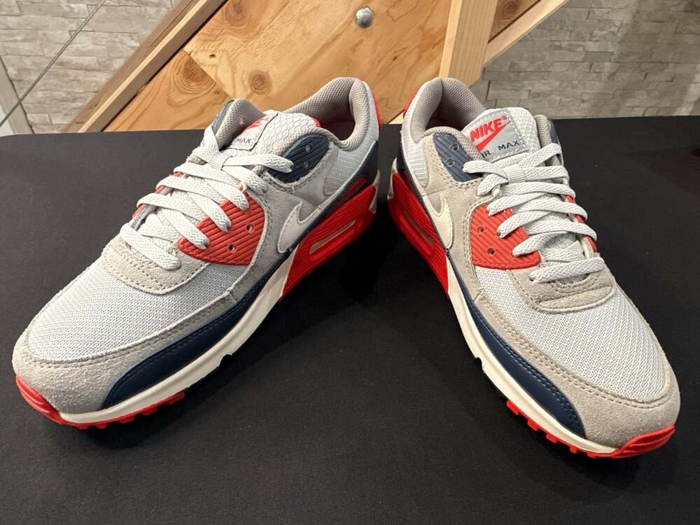 Nike Air Max 90 Size 10 Lt Smoke Grey Phantom USA Navy Red Sneakers